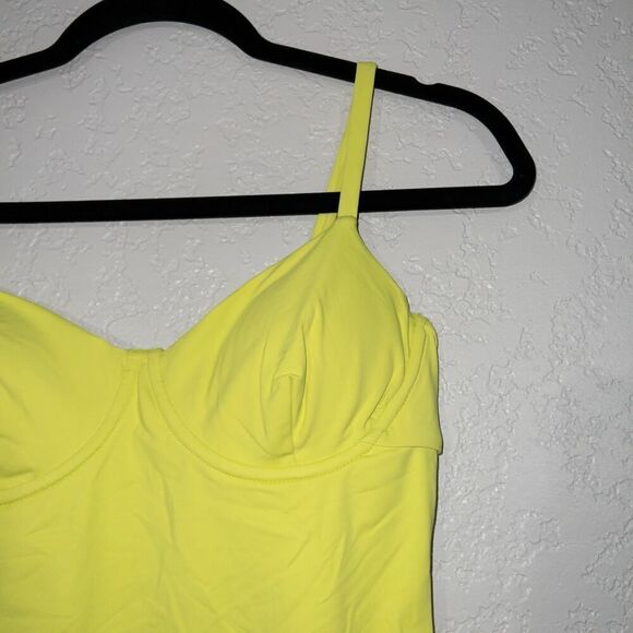 NWT Andie Neon Lemon Yellow The Bermuda One Piece Swimsuit Size Medium - Picture 4 of 8